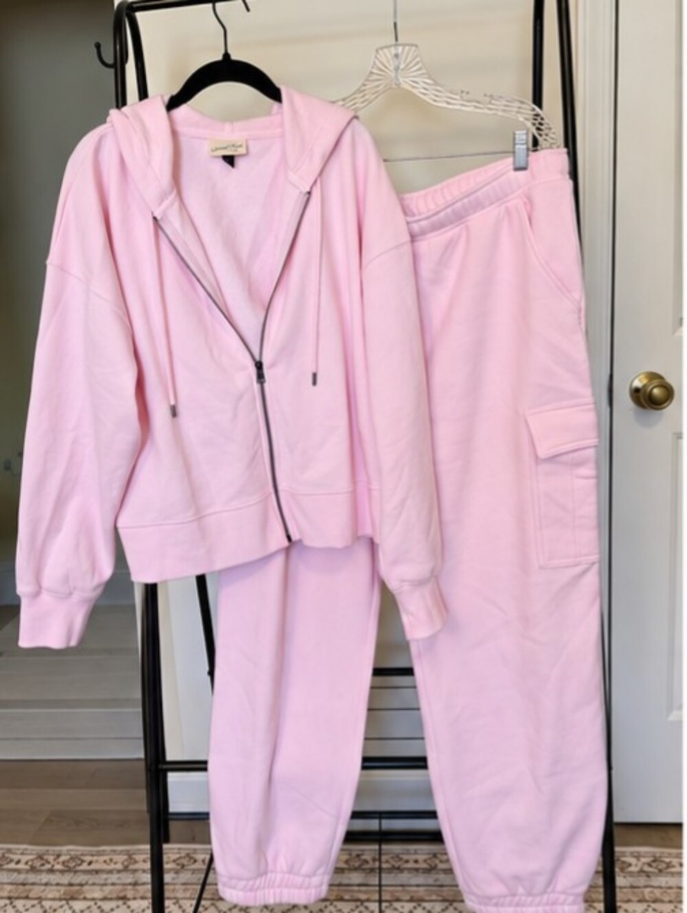 Universal Thread Pink 2-Pc Hoodie Jogger Set 1X/XL . pastel pink